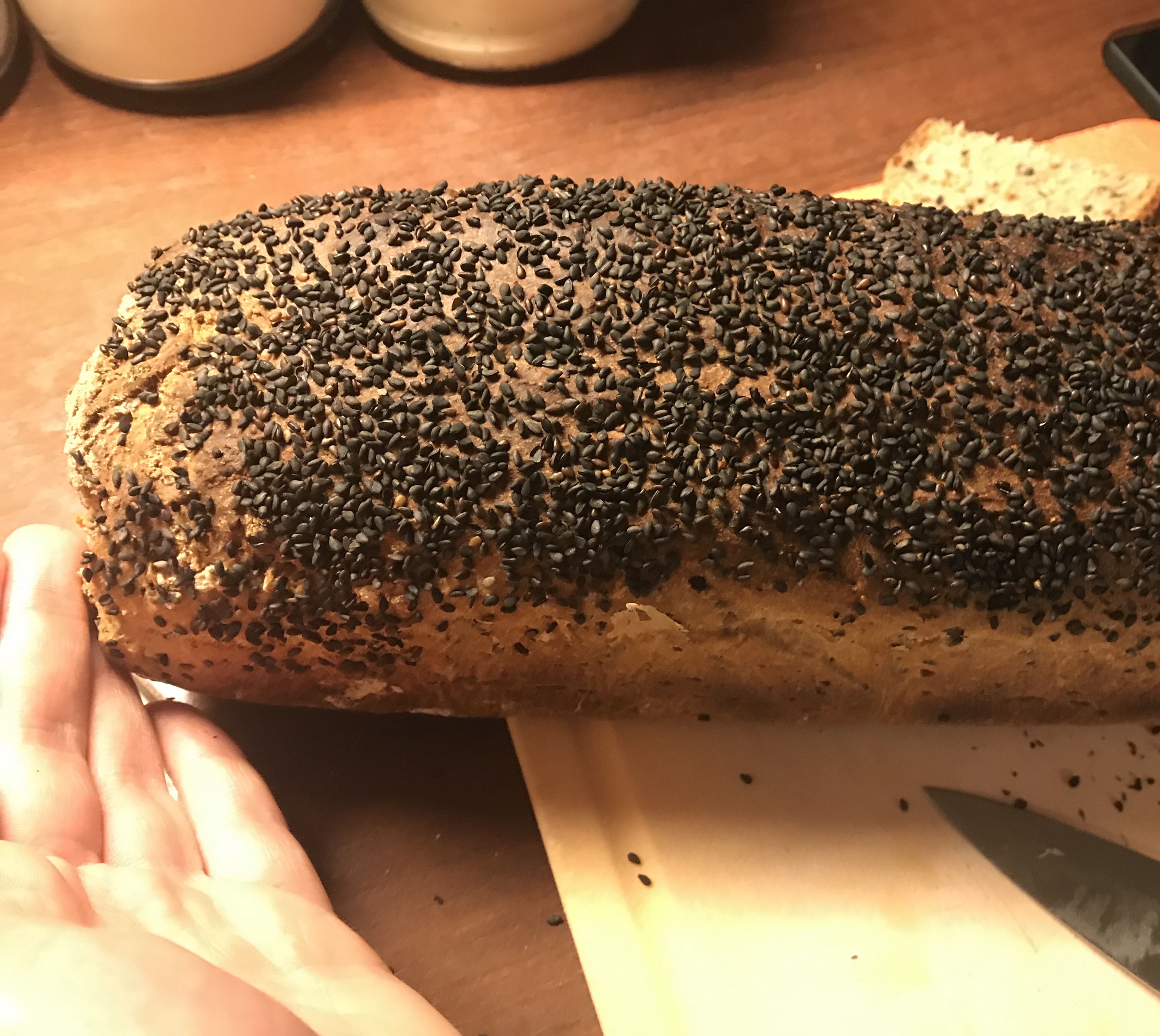 Mešani kruh s črnim sezamom