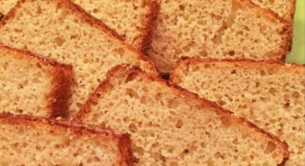 Kruh brez glutena iz prosene moke